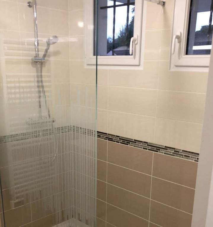 Cabine de douche Saint-Nazaire